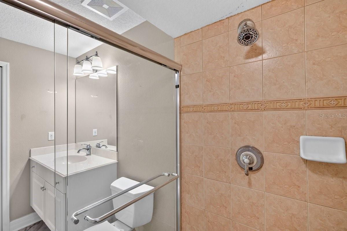 FAIRWAY CHASE CONDO PH 01-08 - Residential