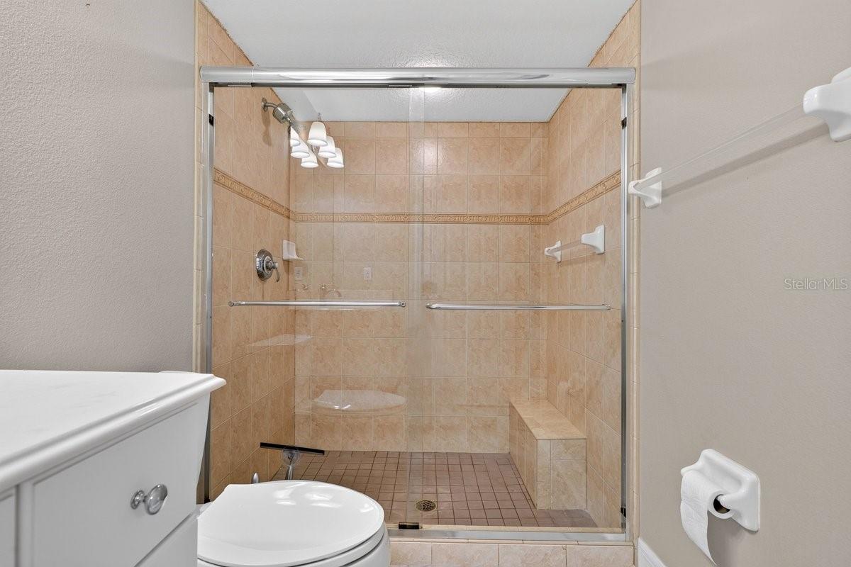 FAIRWAY CHASE CONDO PH 01-08 - Residential