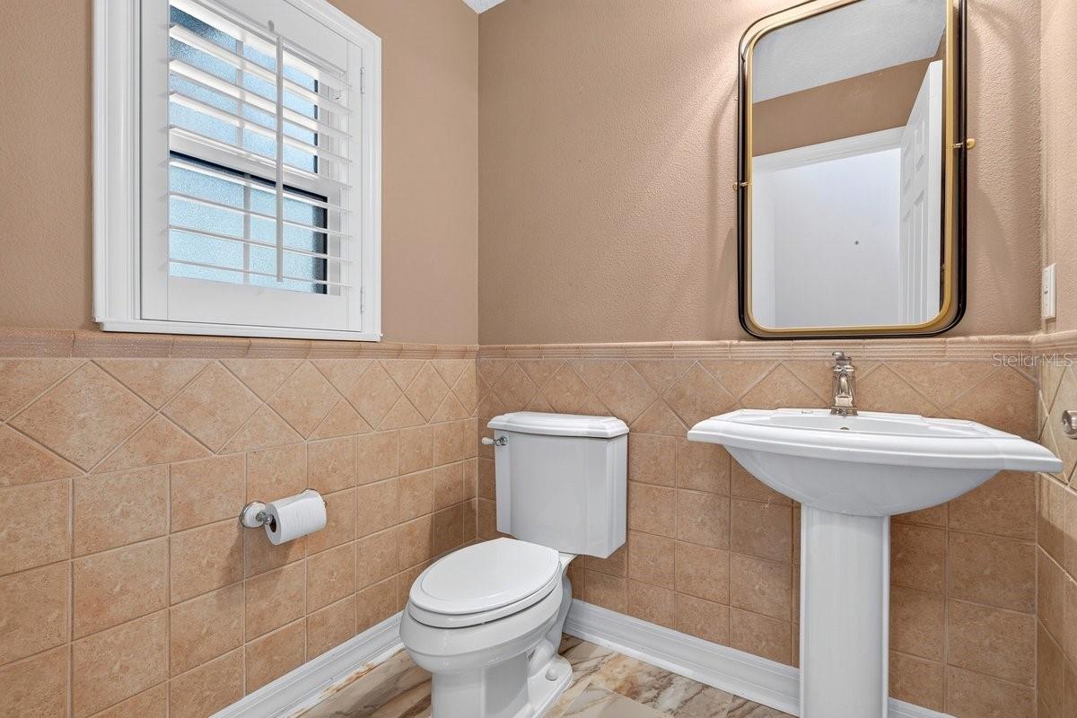 FAIRWAY CHASE CONDO PH 01-08 - Residential
