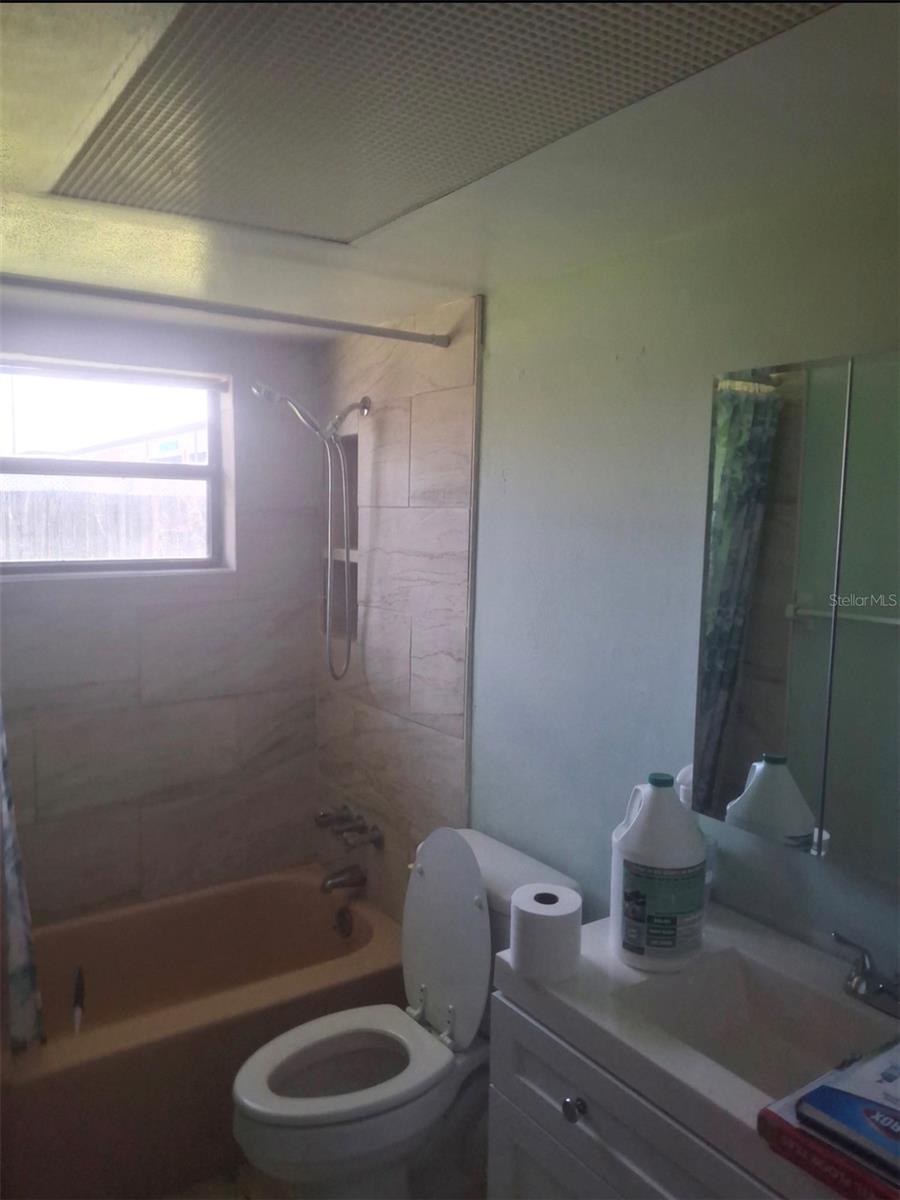 EASTWOOD ACRES - Residential
