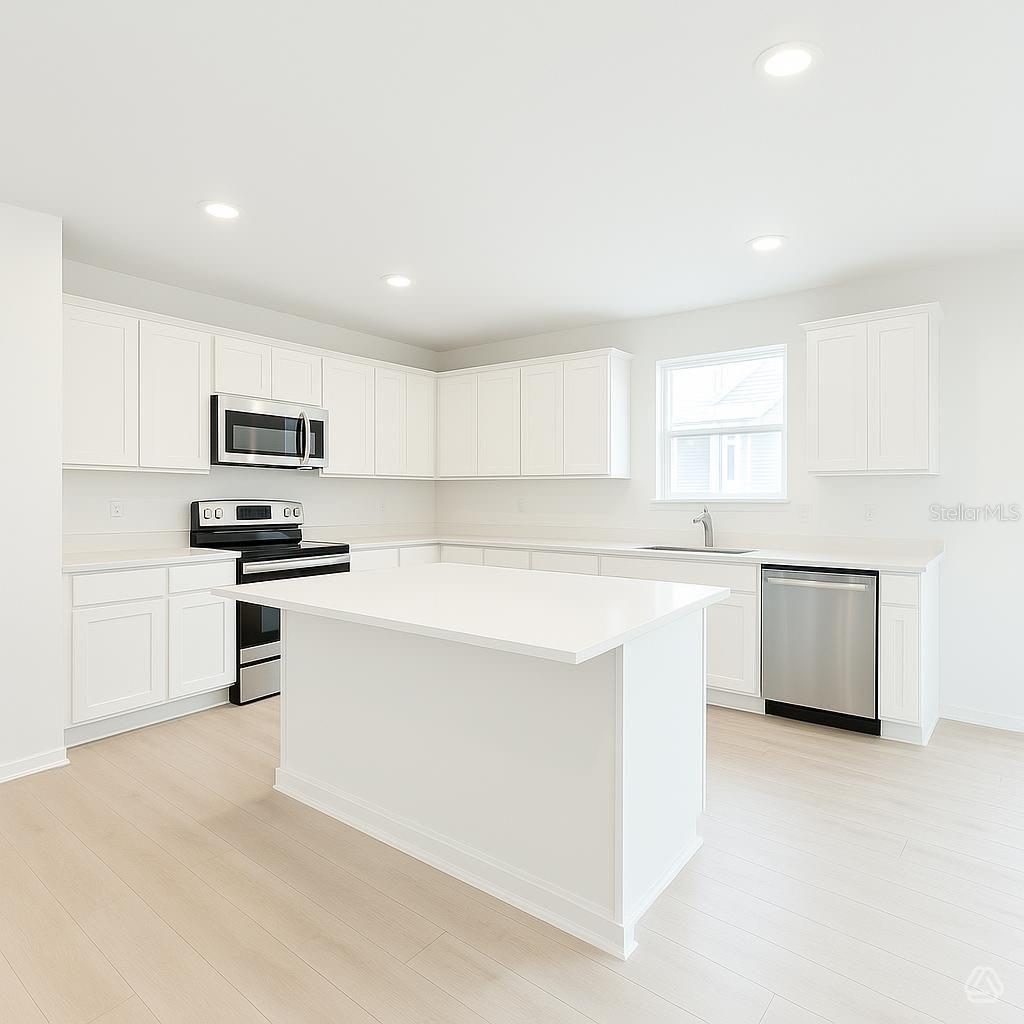 BROADLEAF - Residential