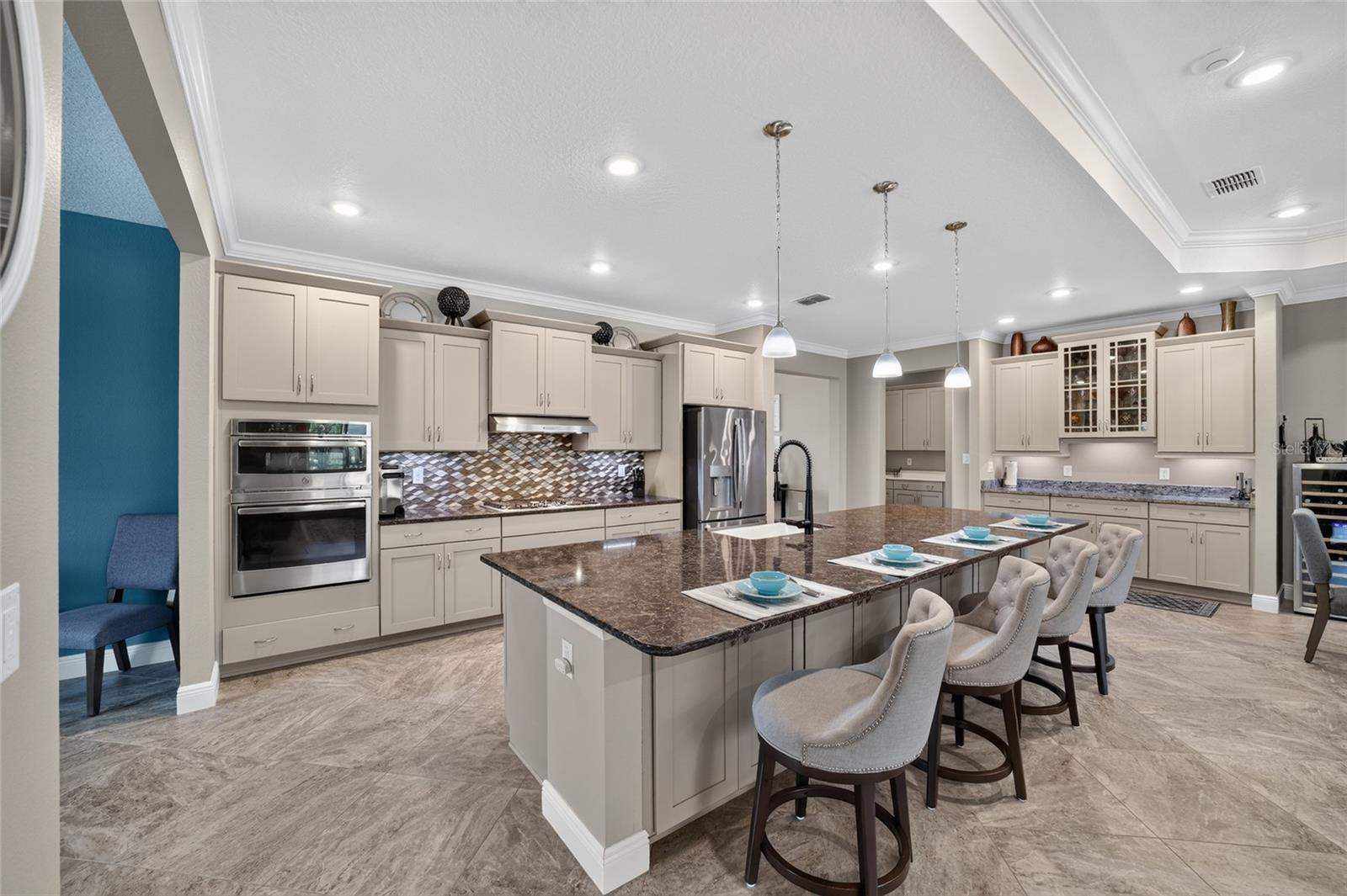 CANDLER HILLS SANCTUARY - Residential