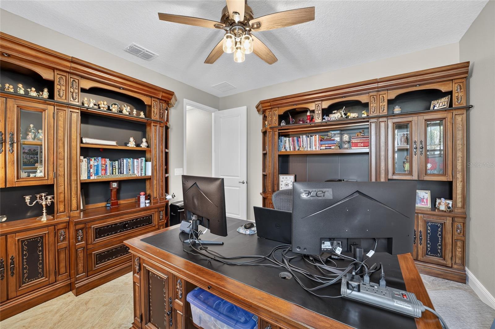 CANDLER HILLS SANCTUARY - Residential