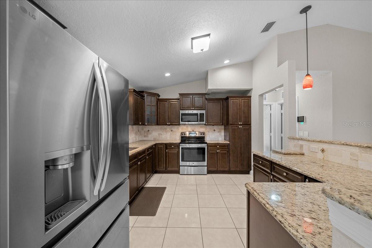 MARION OAKS - Residential