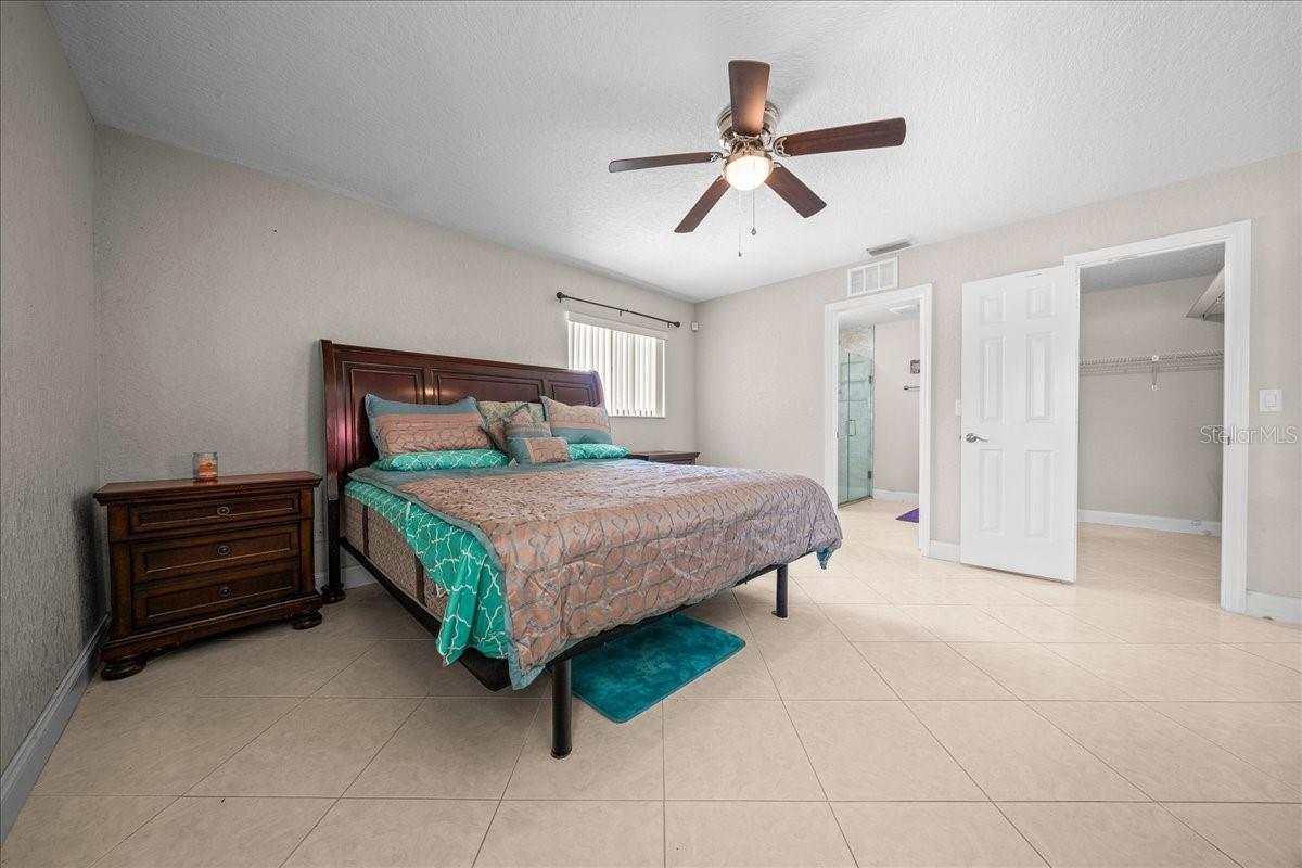 MARION OAKS - Residential