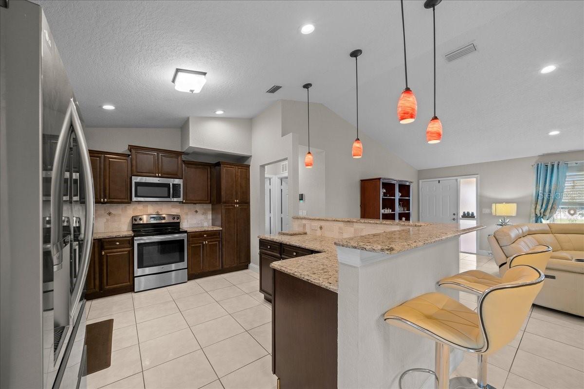MARION OAKS - Residential