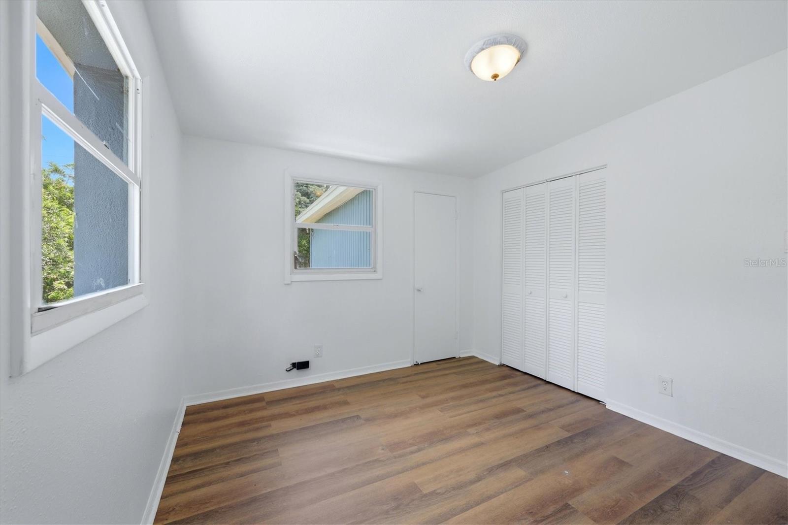 RIDGEWOOD ESTATES ADD 01 - Residential