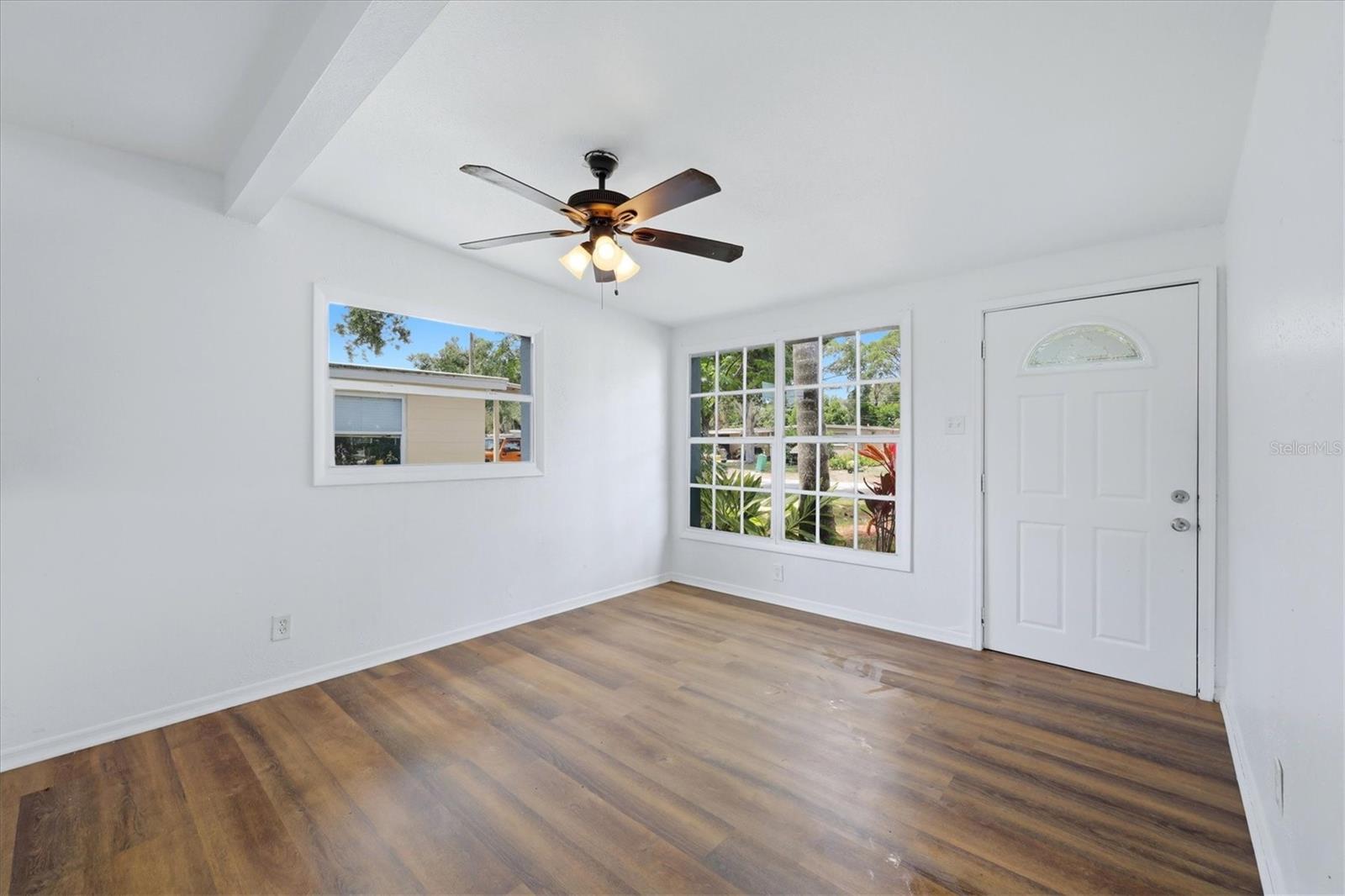 RIDGEWOOD ESTATES ADD 01 - Residential