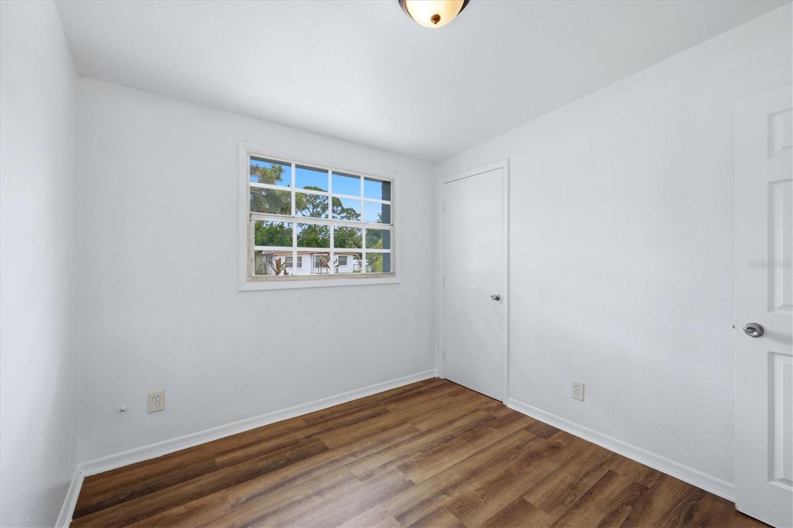 RIDGEWOOD ESTATES ADD 01 - Residential