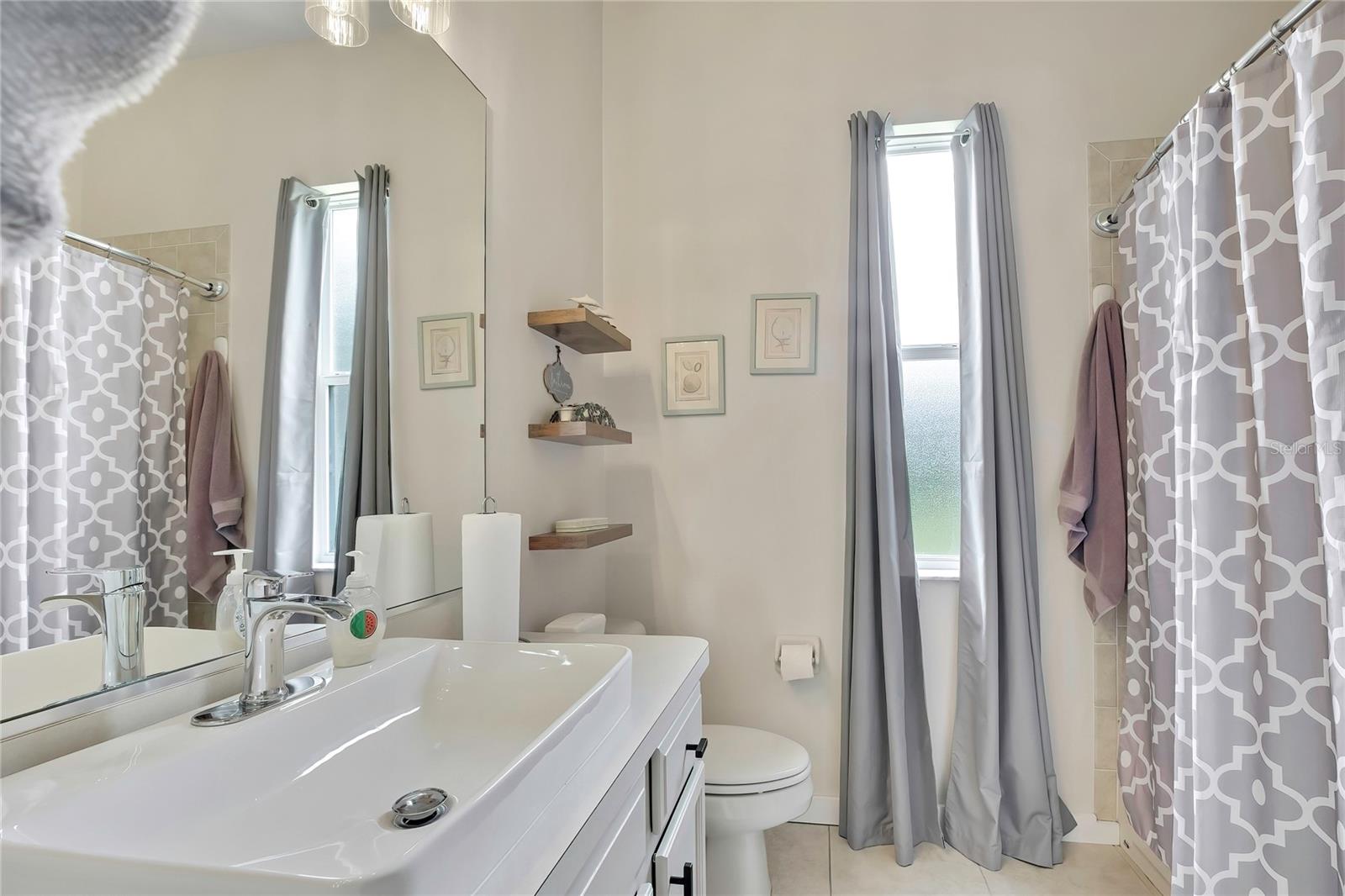 BRENTWOOD VILLAS V - Residential