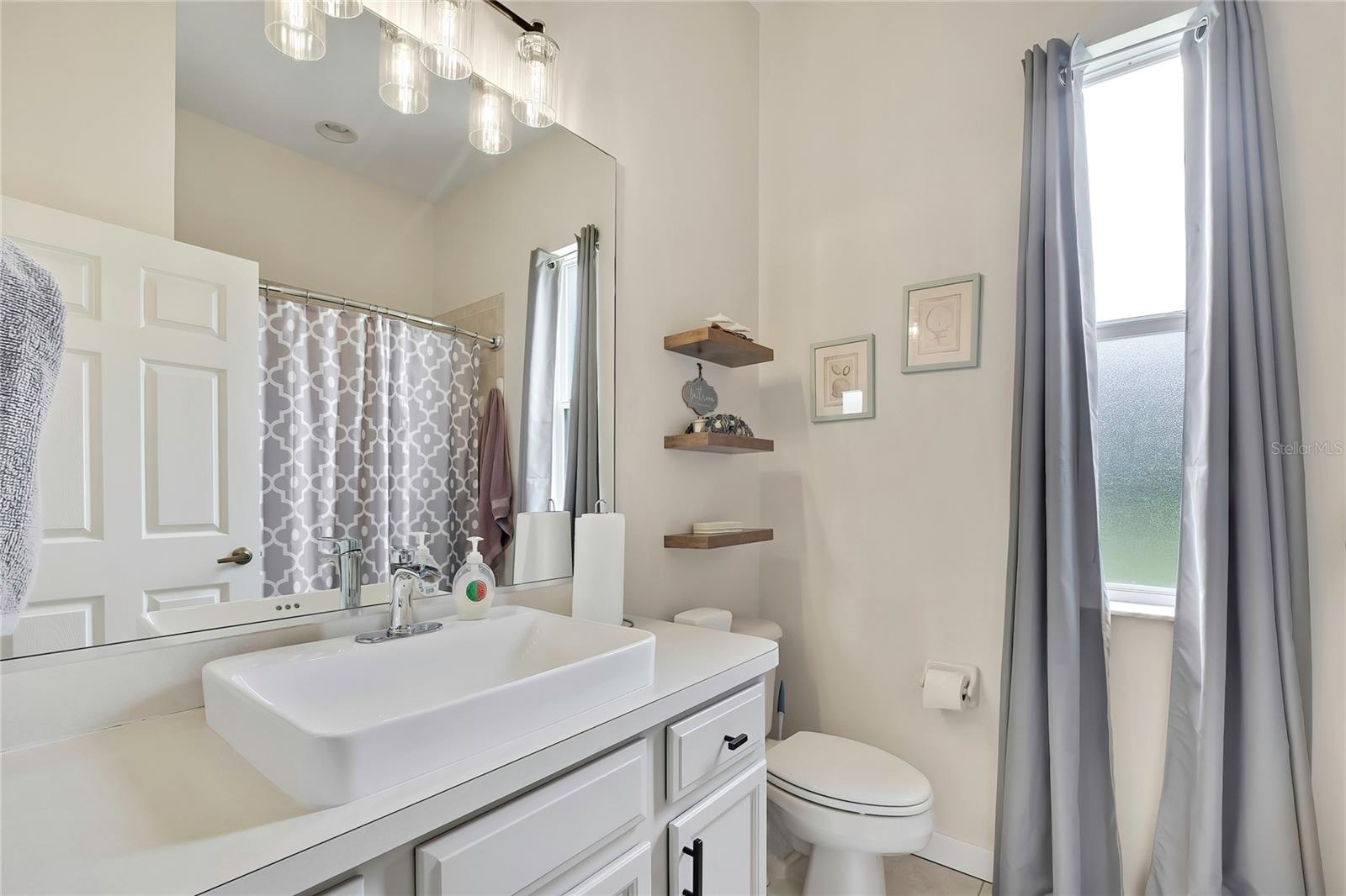 BRENTWOOD VILLAS V - Residential