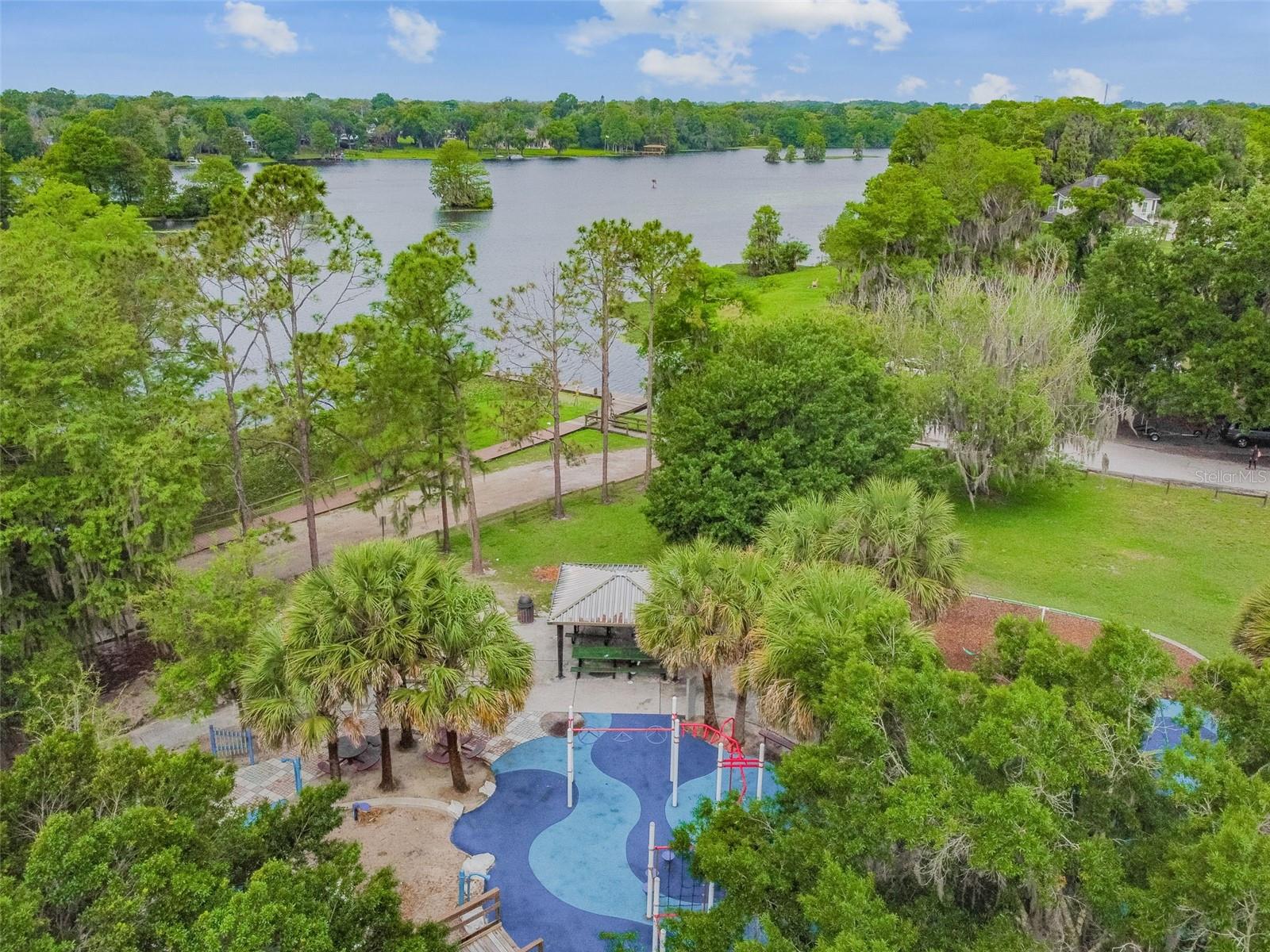 TEMPLE TERRACE ESTATES - Residential
