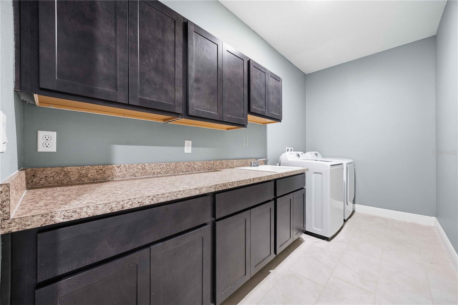 HAINES RDG PH 4 - Residential
