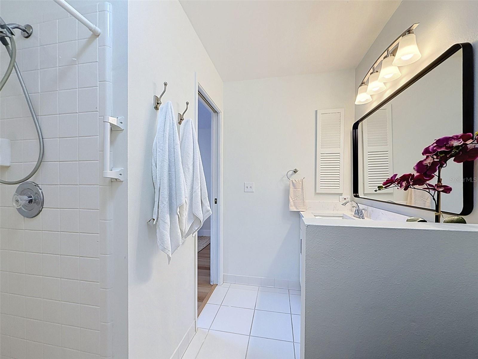 FRANKLIN SQUARE PH III - Residential