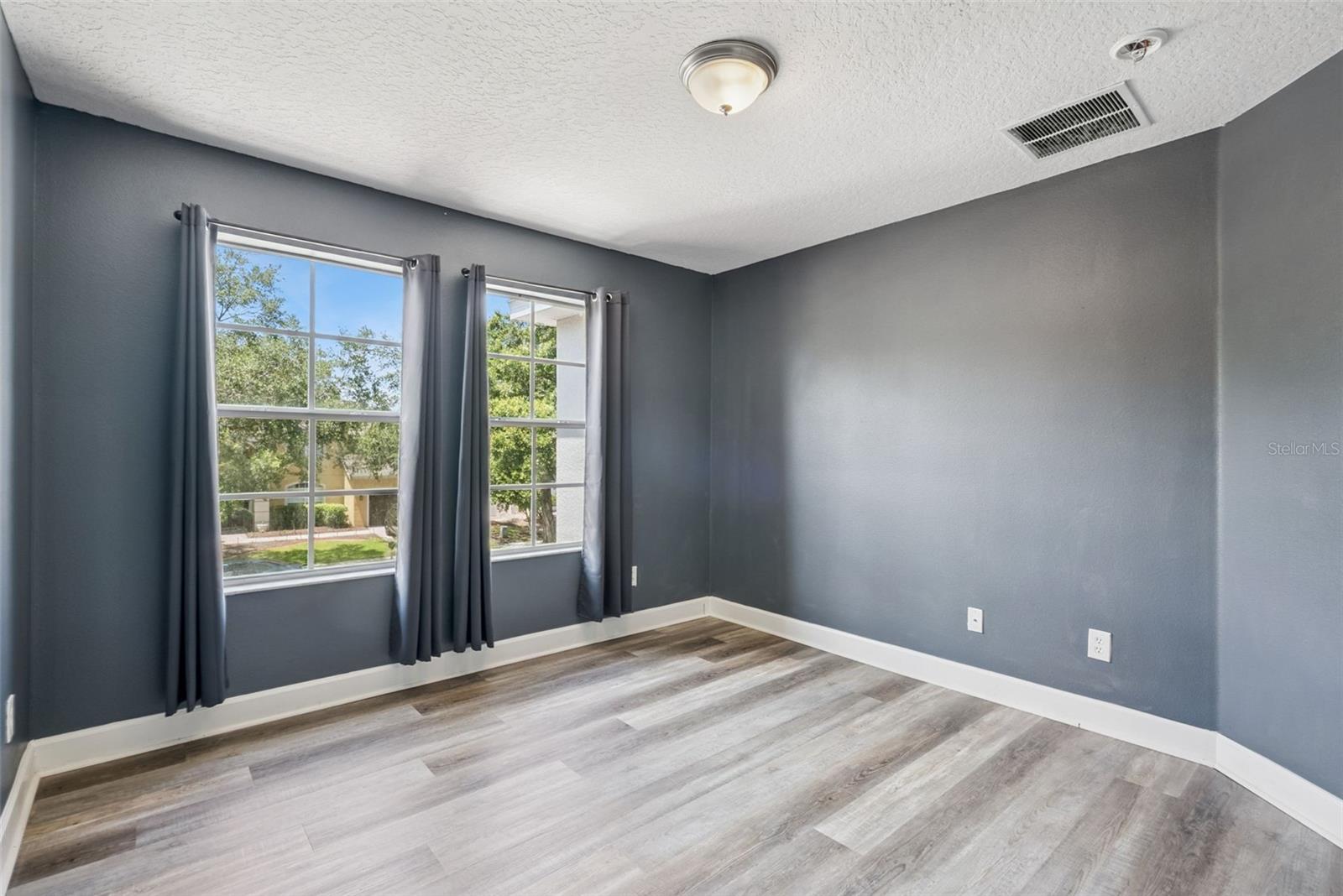 LIVE OAK RESERVE UNIT THREE - Residential