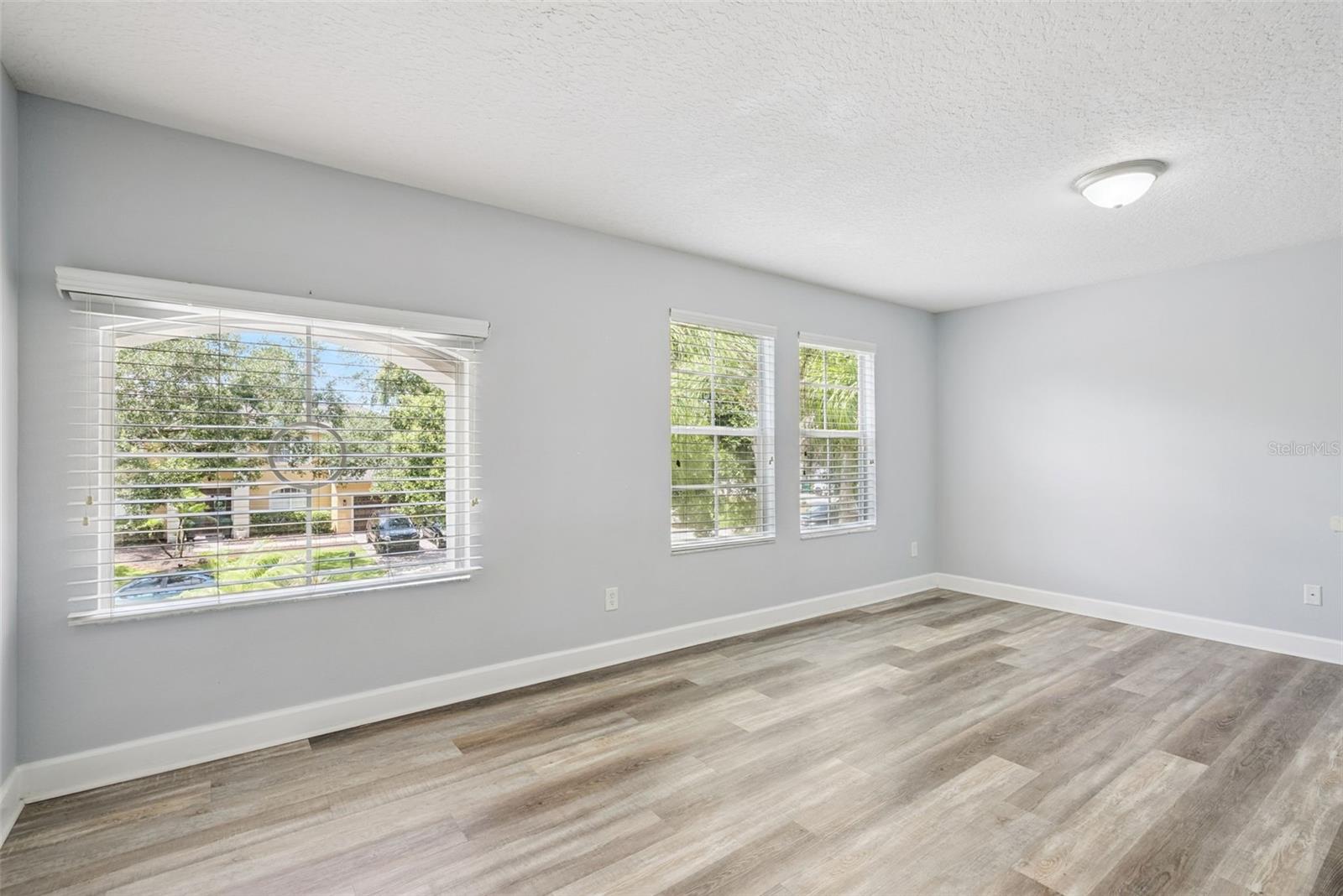 LIVE OAK RESERVE UNIT THREE - Residential