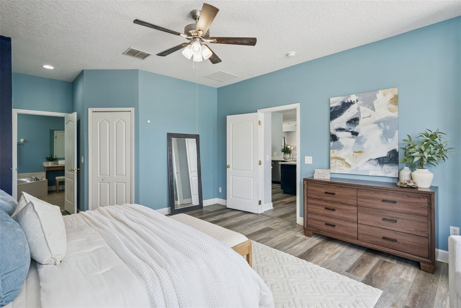 LIVE OAK RESERVE UNIT THREE - Residential