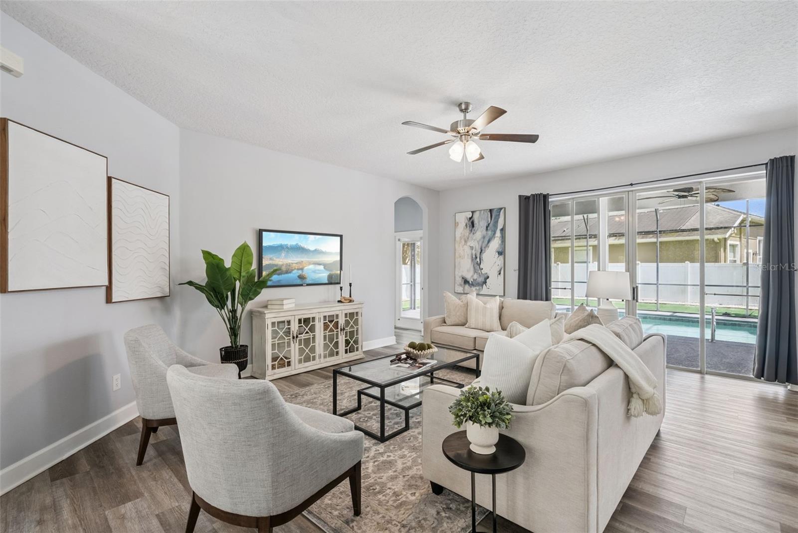 LIVE OAK RESERVE UNIT THREE - Residential