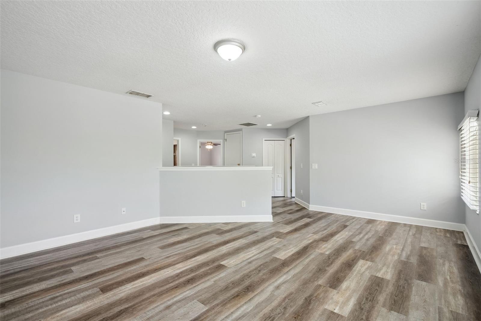 LIVE OAK RESERVE UNIT THREE - Residential