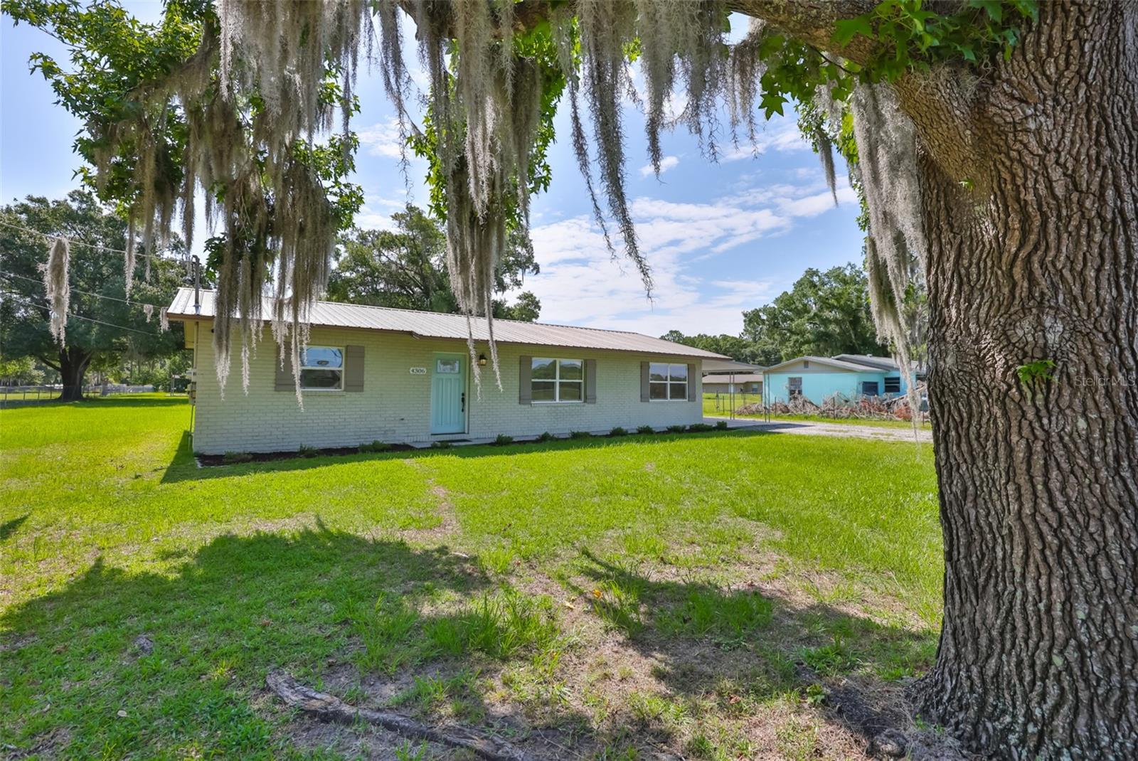 UNPLATTED - Residential