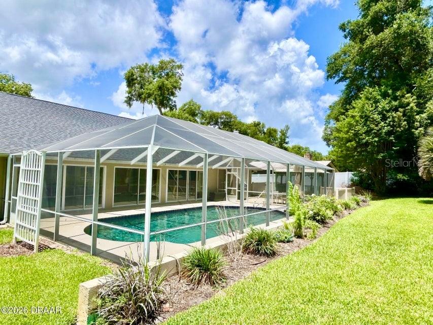 TOMOKA OAKS COUNTRY CLUB ESTATES UNITS - Residential