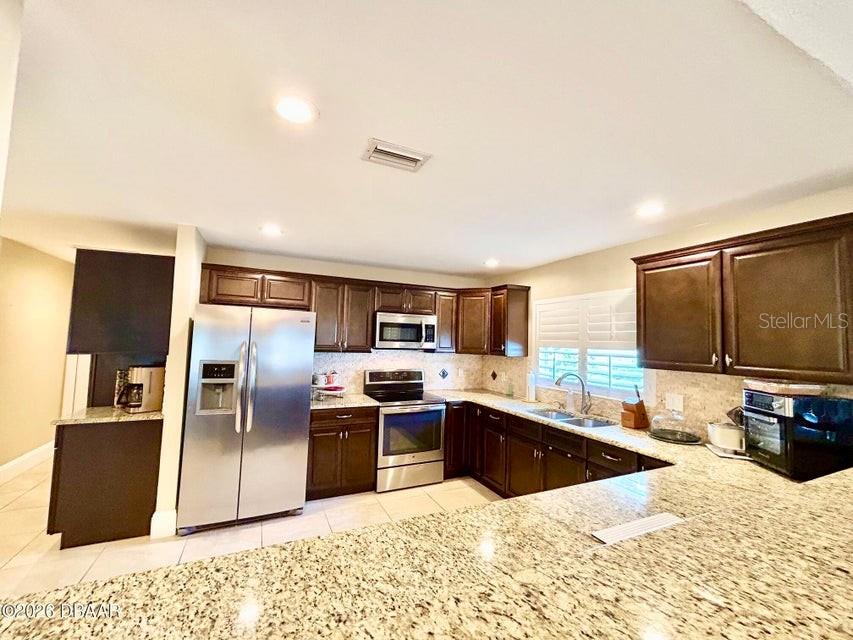 TOMOKA OAKS COUNTRY CLUB ESTATES UNITS - Residential