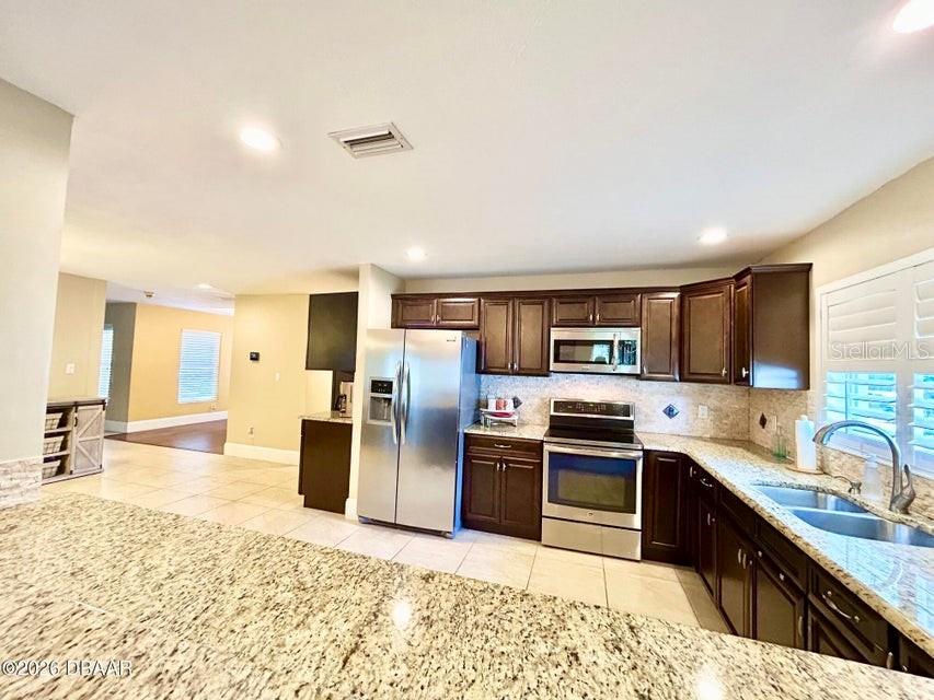 TOMOKA OAKS COUNTRY CLUB ESTATES UNITS - Residential