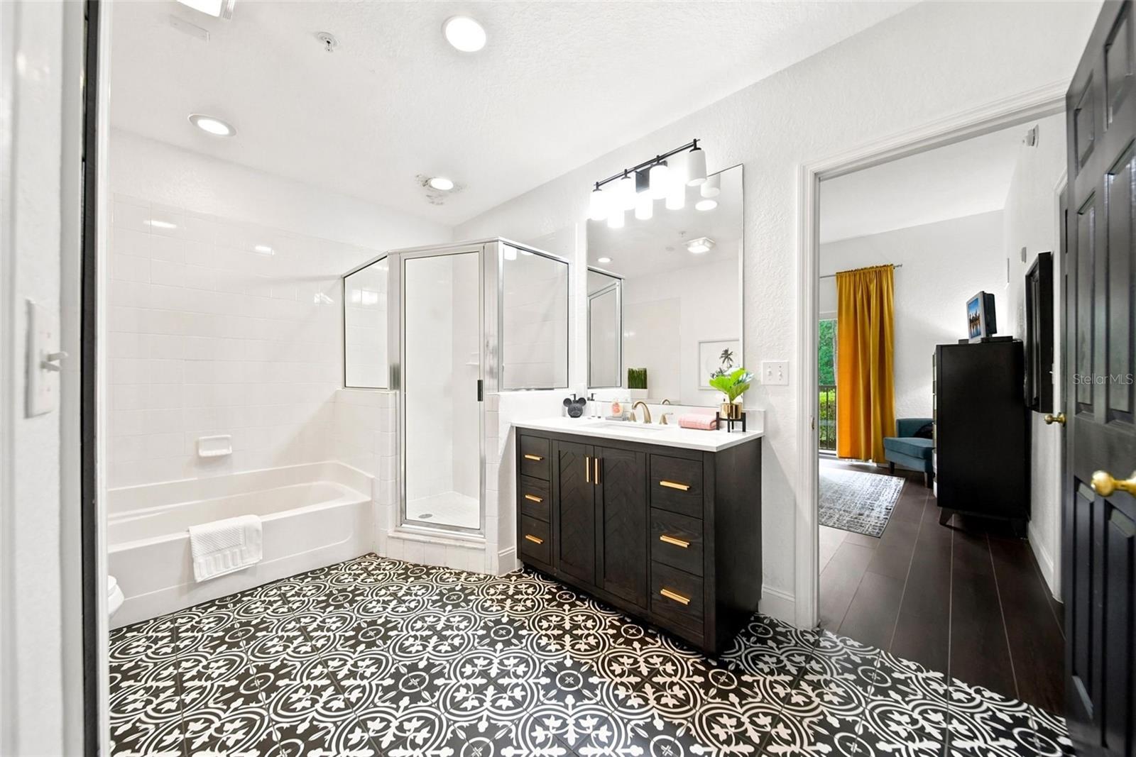CARIBE COVE CONDO PH 3 - Residential