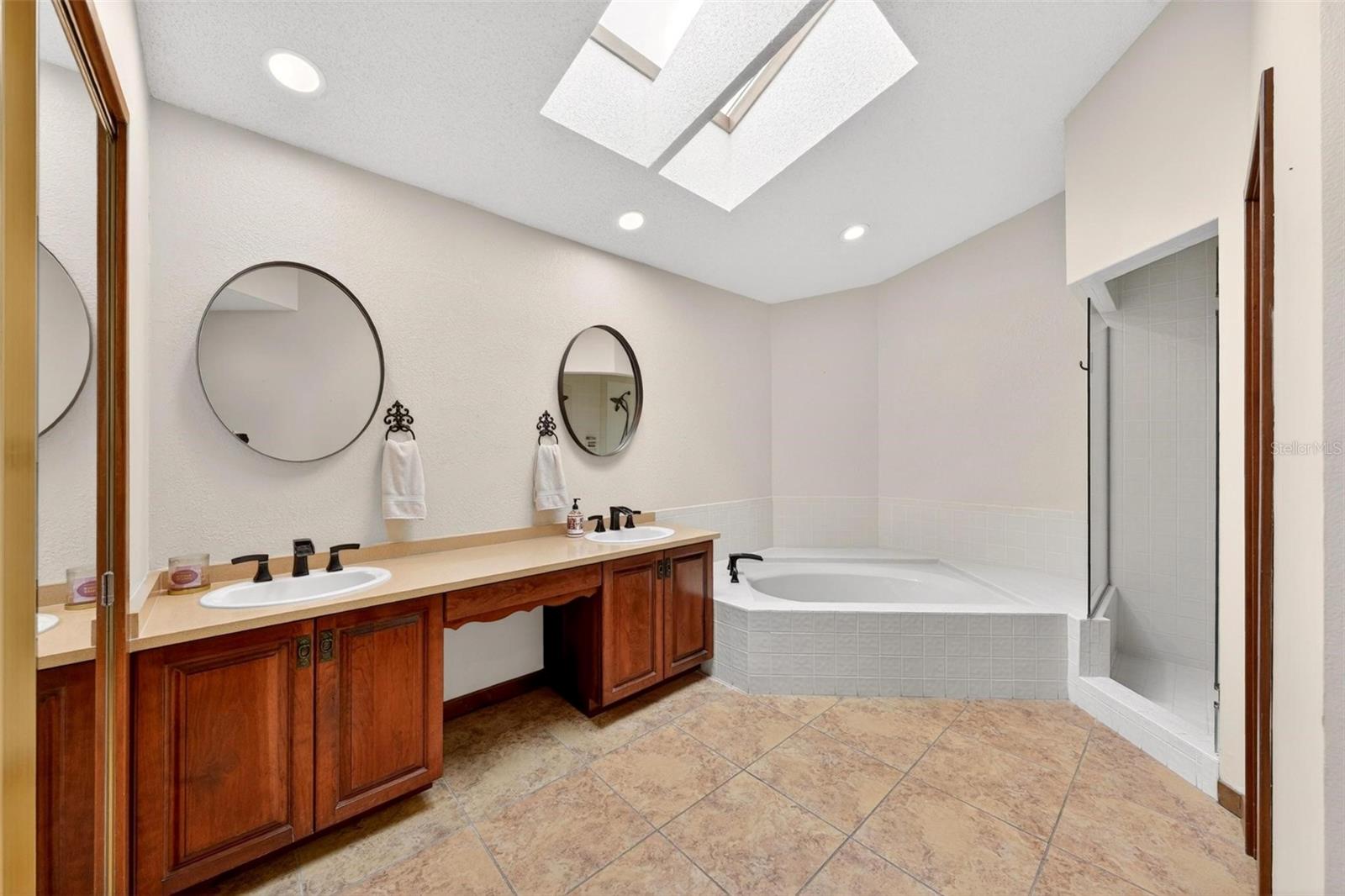 SABAL POINT AT SABAL GREEN - Residential