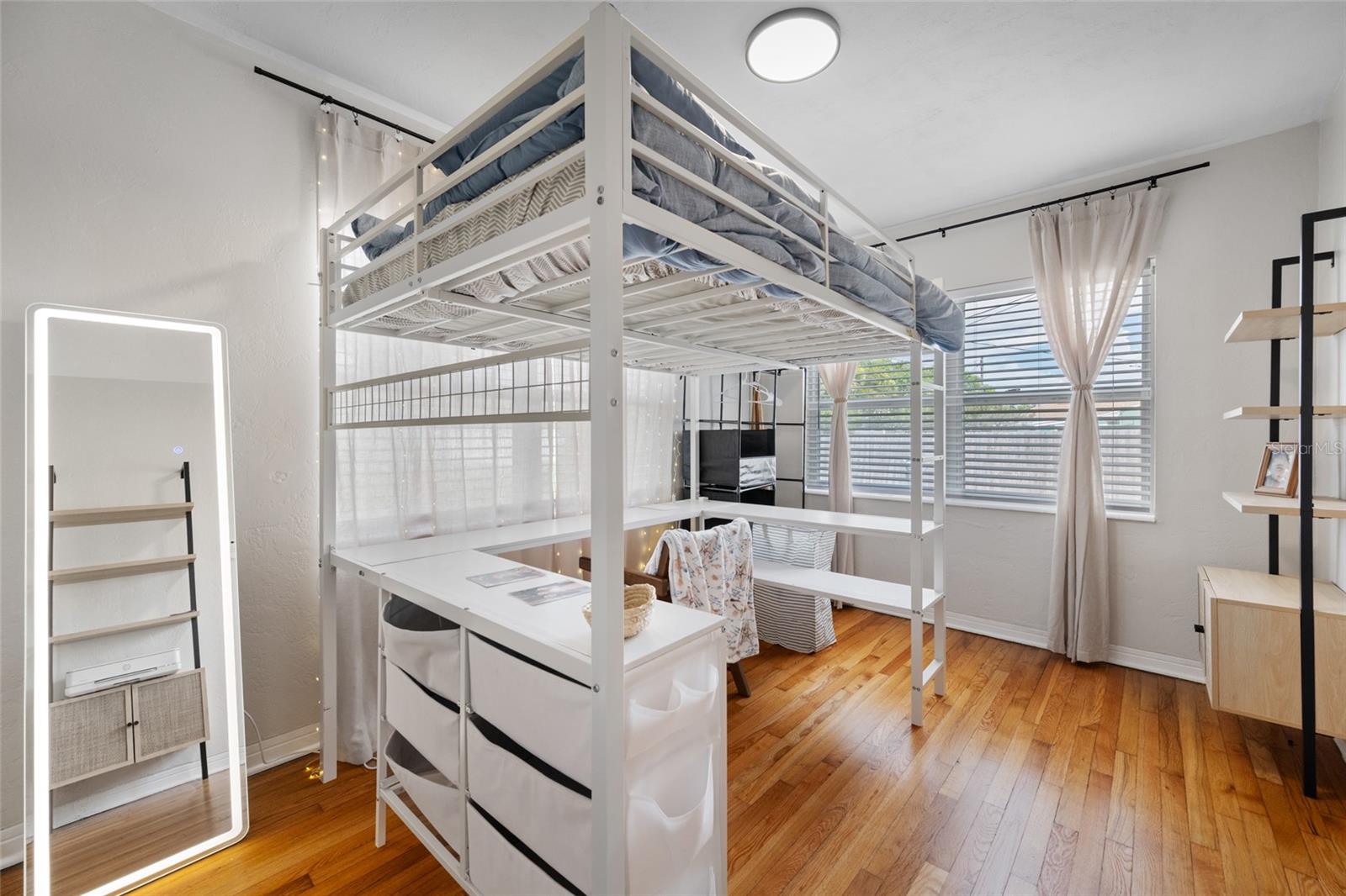GARDEN MANOR SEC 1 - Residential