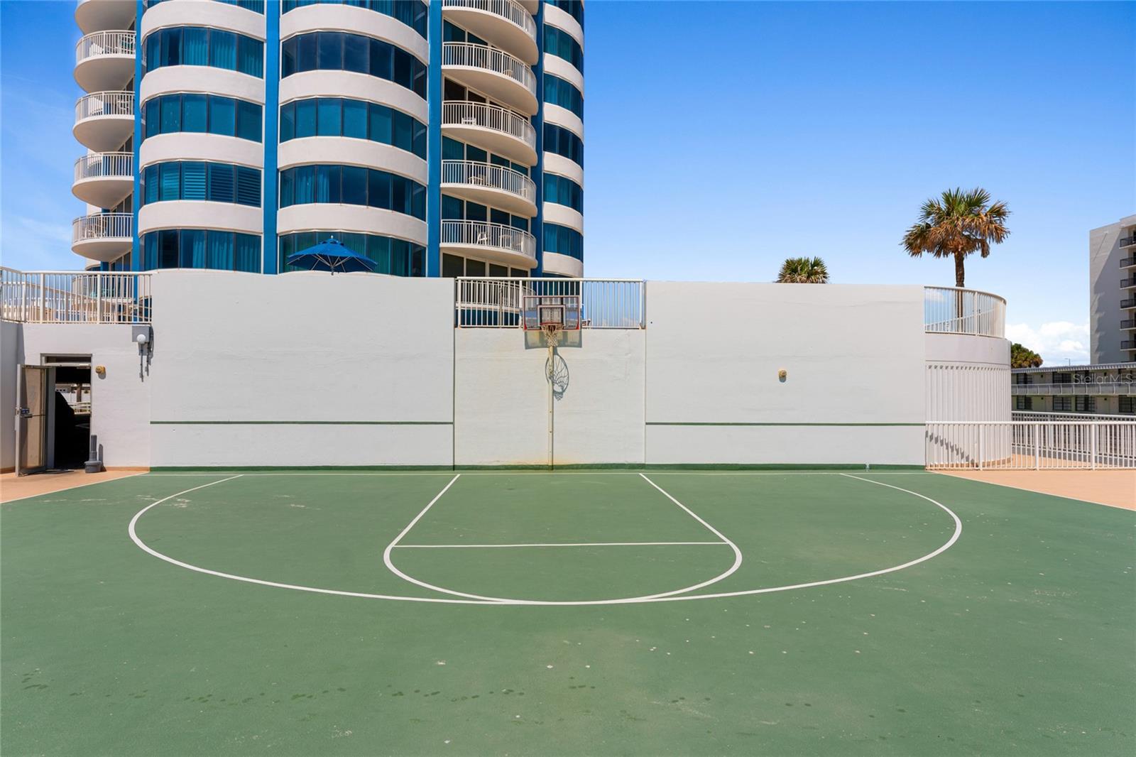 PECK PLAZA - Residential
