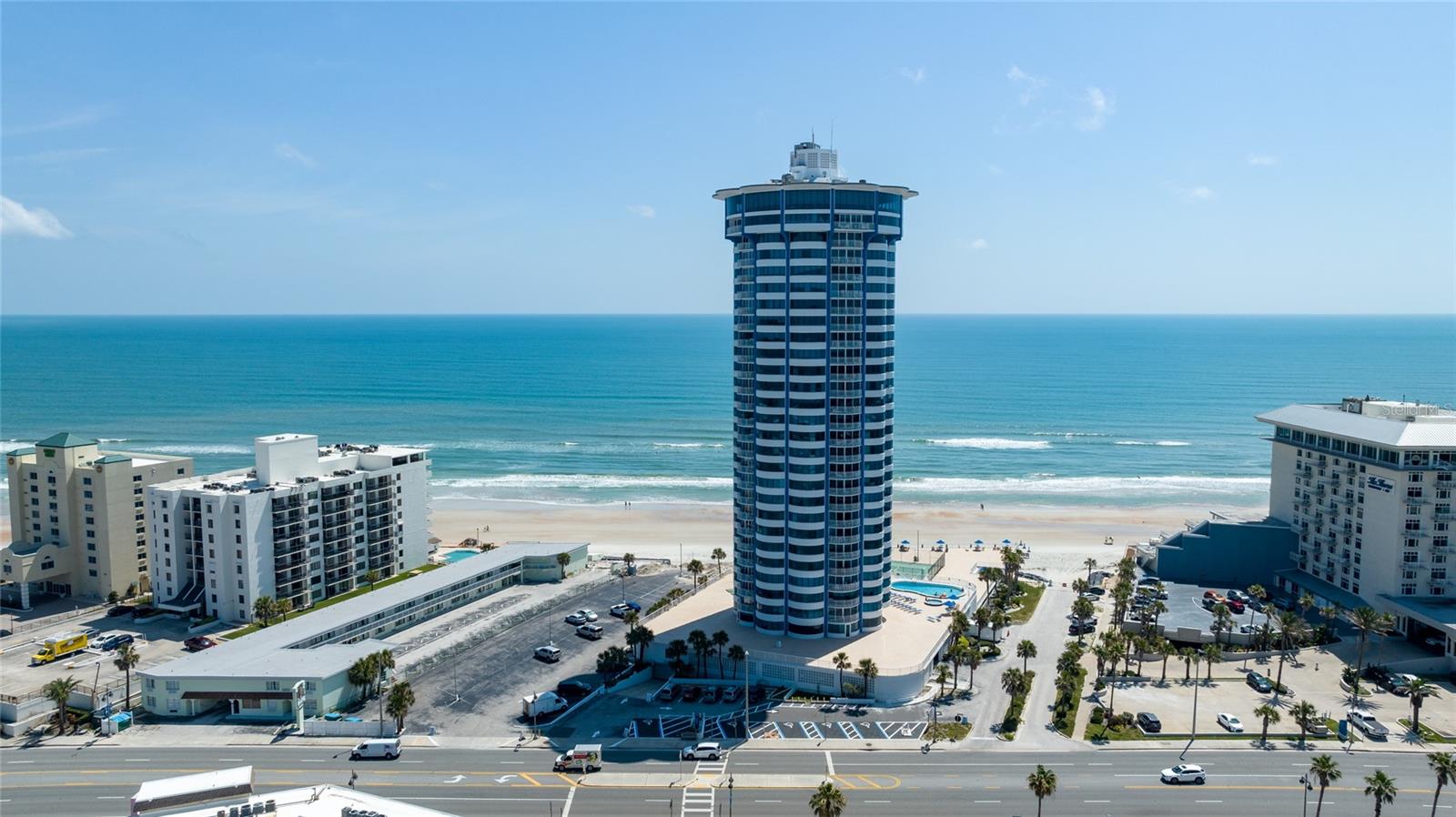 PECK PLAZA - Residential
