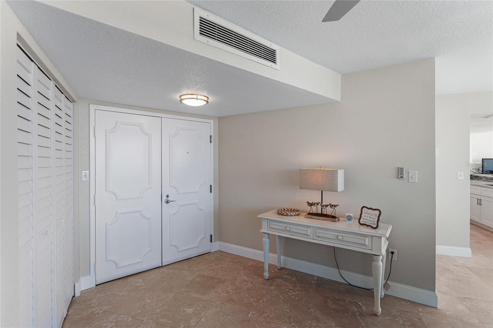 PECK PLAZA - Residential