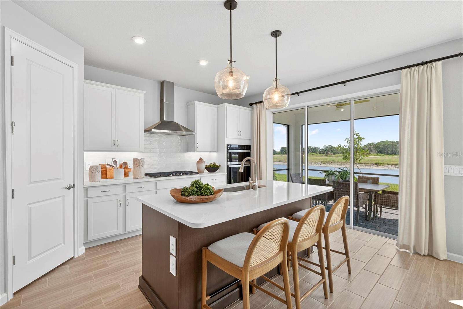 PASADENA RIDGE - Residential