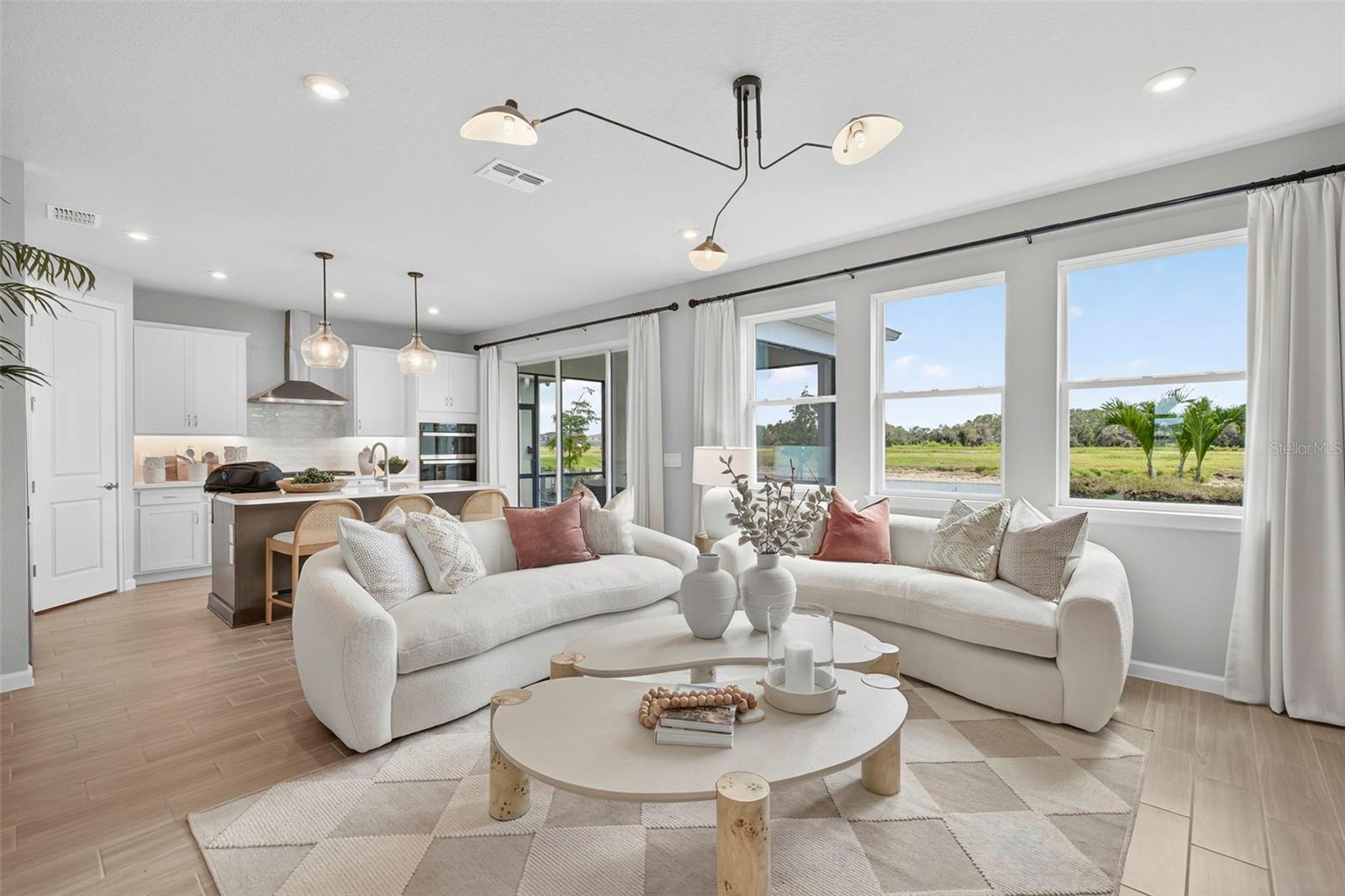 PASADENA RIDGE - Residential