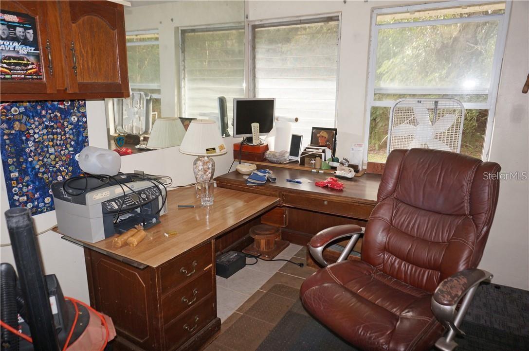 PINECREST - Residential Income
