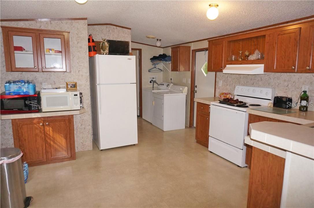 PINECREST - Residential Income