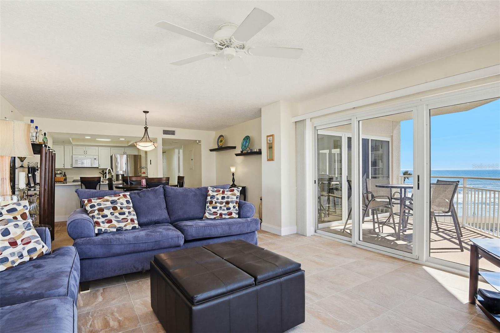 OCEANS 06 CONDO - Residential