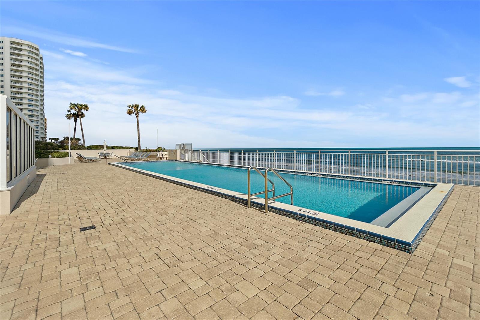 OCEANS 06 CONDO - Residential