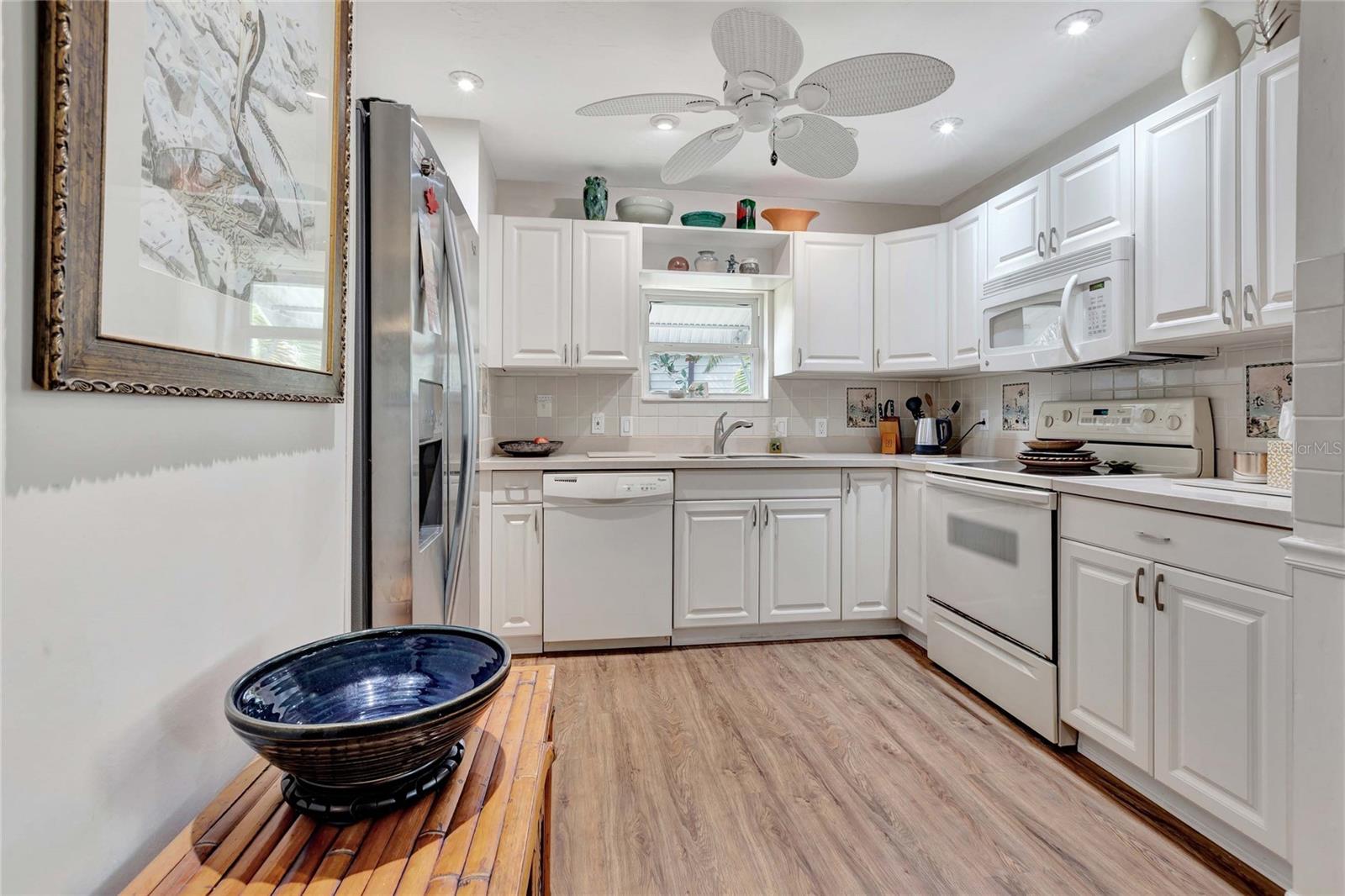 MAPLE LEAF ESTATES - Residential
