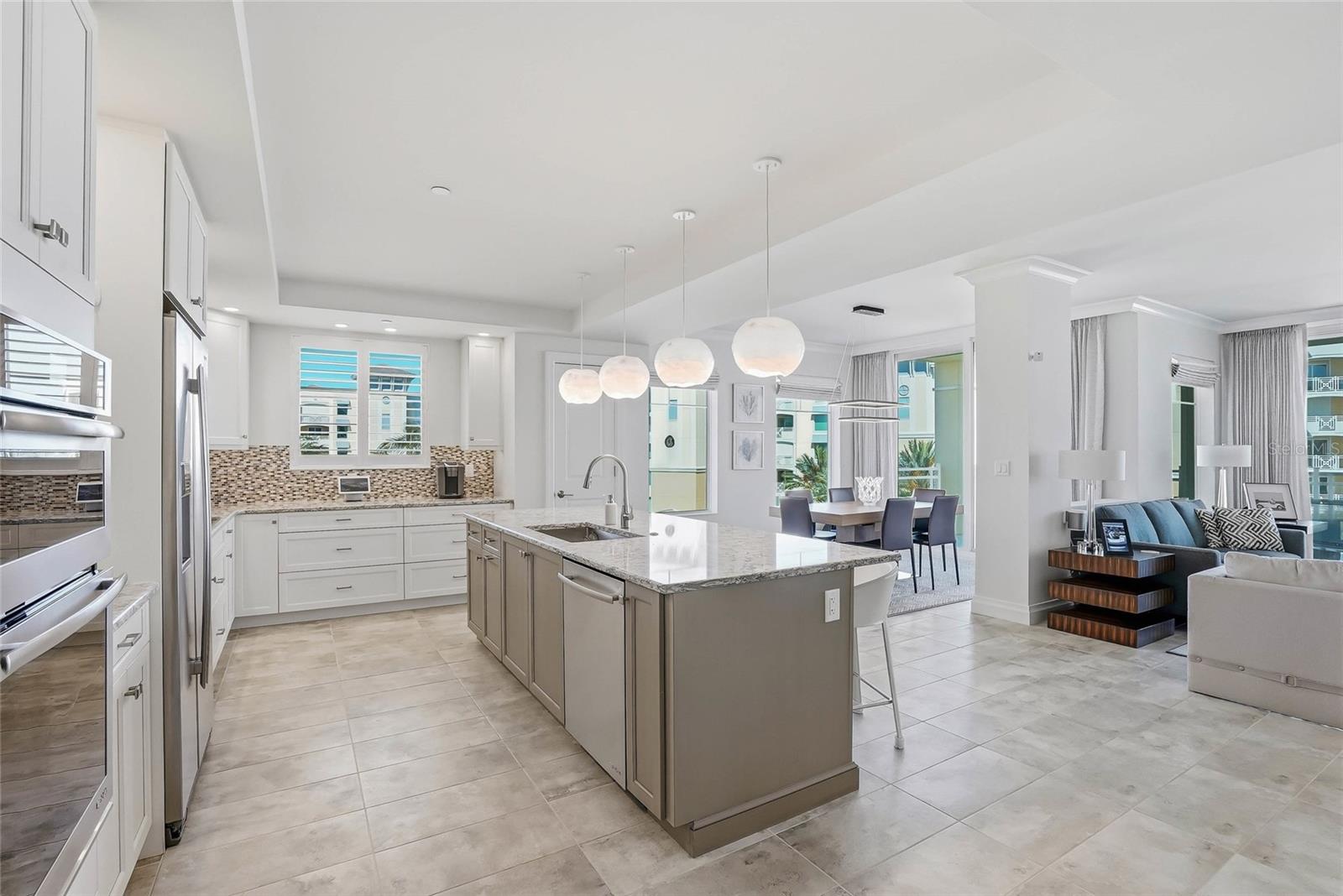 SUNSET POINTE AT COLLANY KEY CONDO - Residential