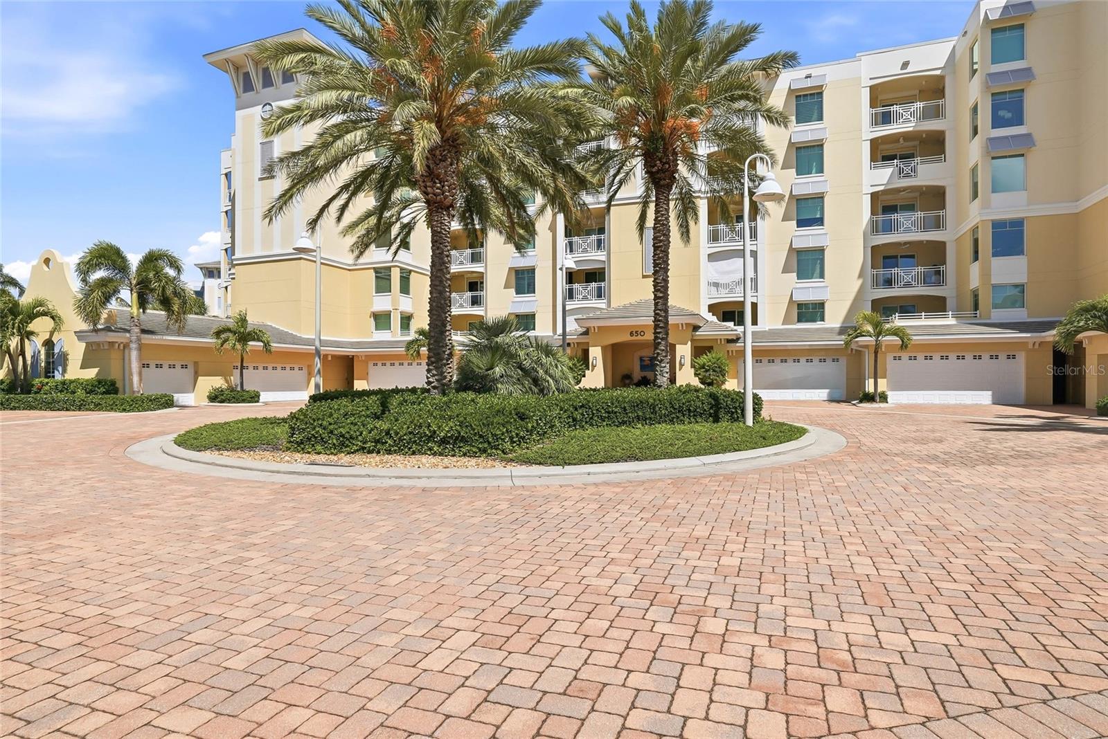 SUNSET POINTE AT COLLANY KEY CONDO - Residential