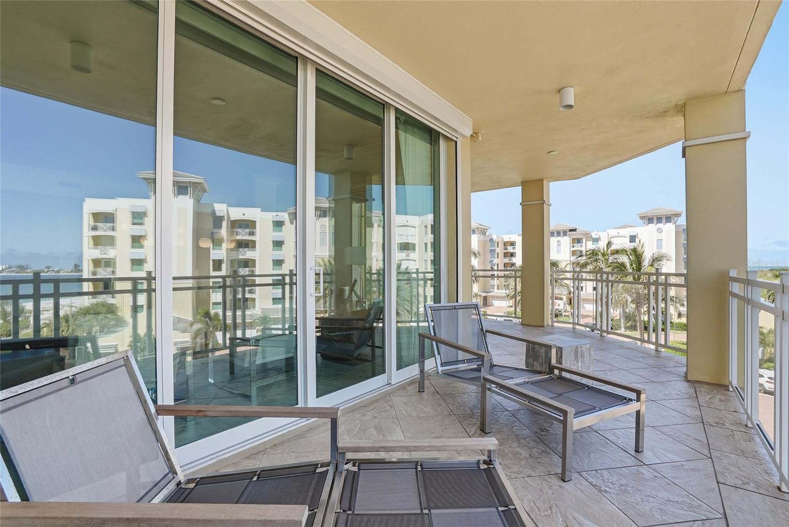 SUNSET POINTE AT COLLANY KEY CONDO - Residential