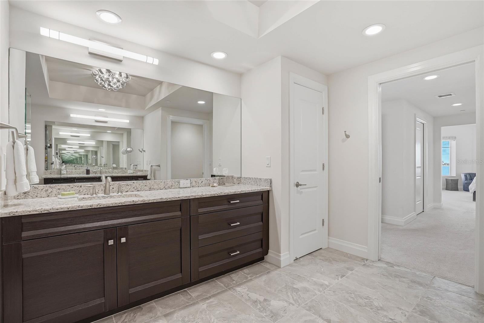 SUNSET POINTE AT COLLANY KEY CONDO - Residential