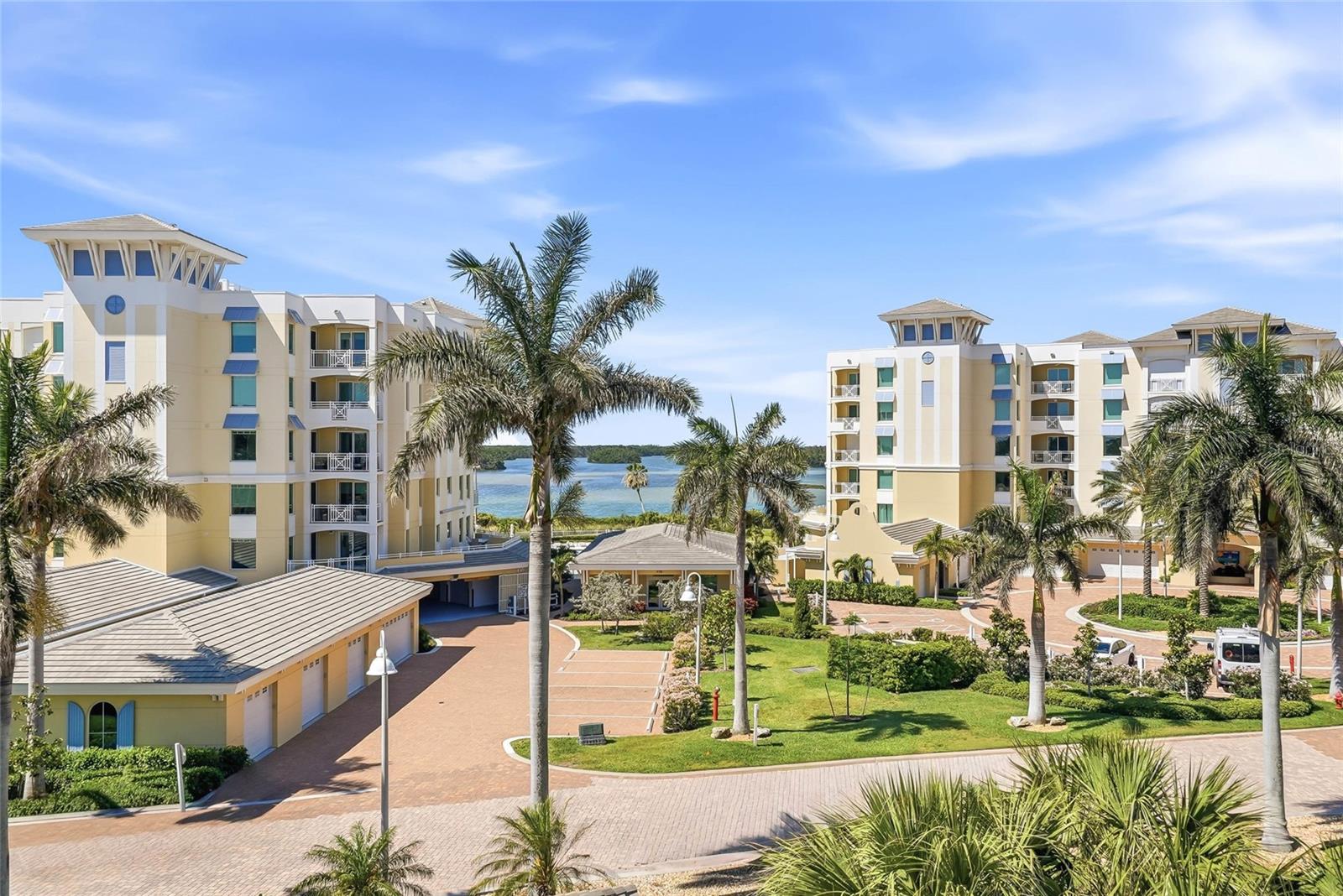 SUNSET POINTE AT COLLANY KEY CONDO - Residential