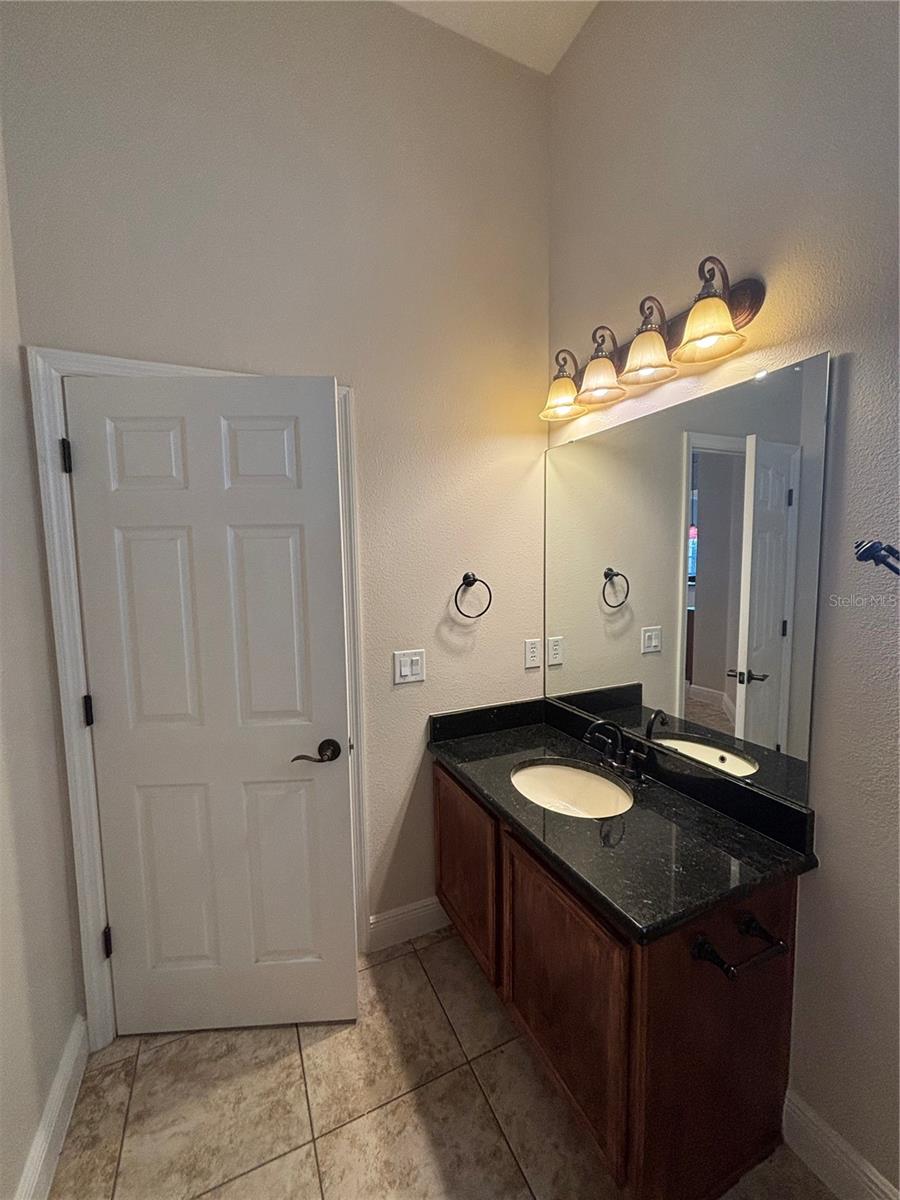 HARTWOOD RESERVE PH 2 - Residential Lease