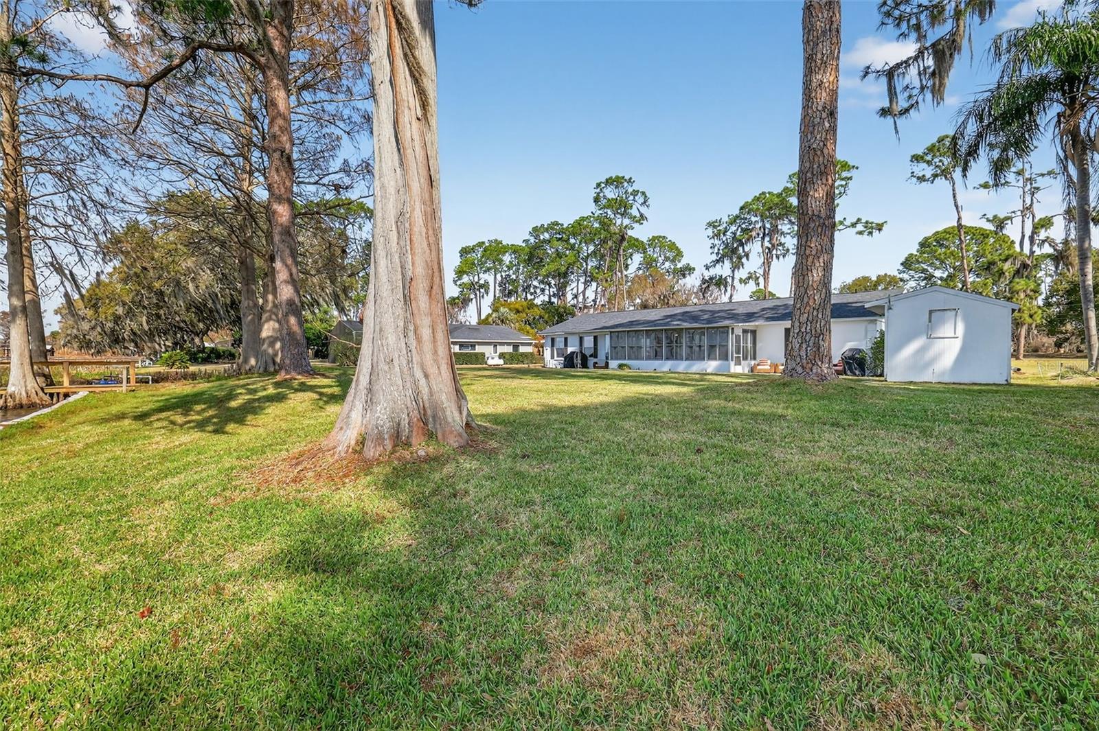 TAVADORA SHORES - Residential
