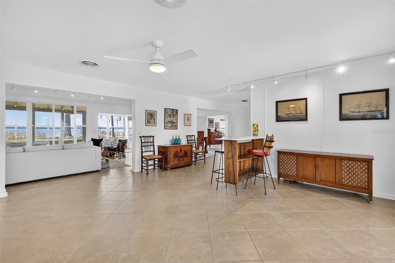 TAVADORA SHORES - Residential