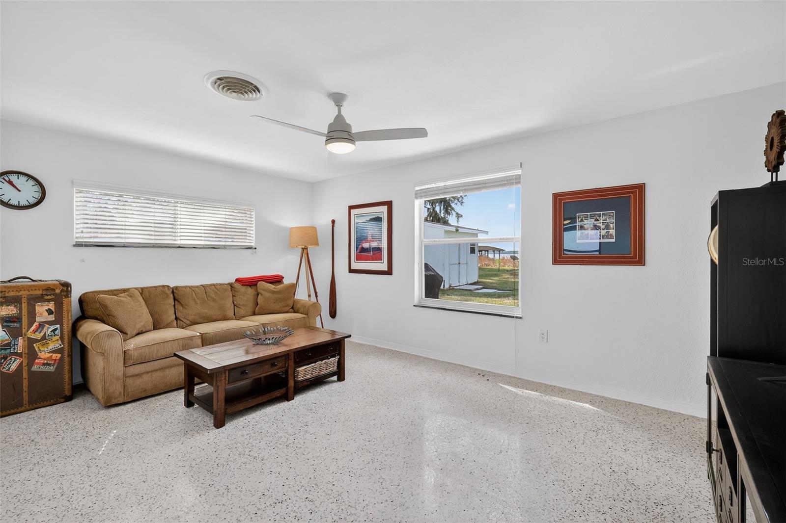 TAVADORA SHORES - Residential