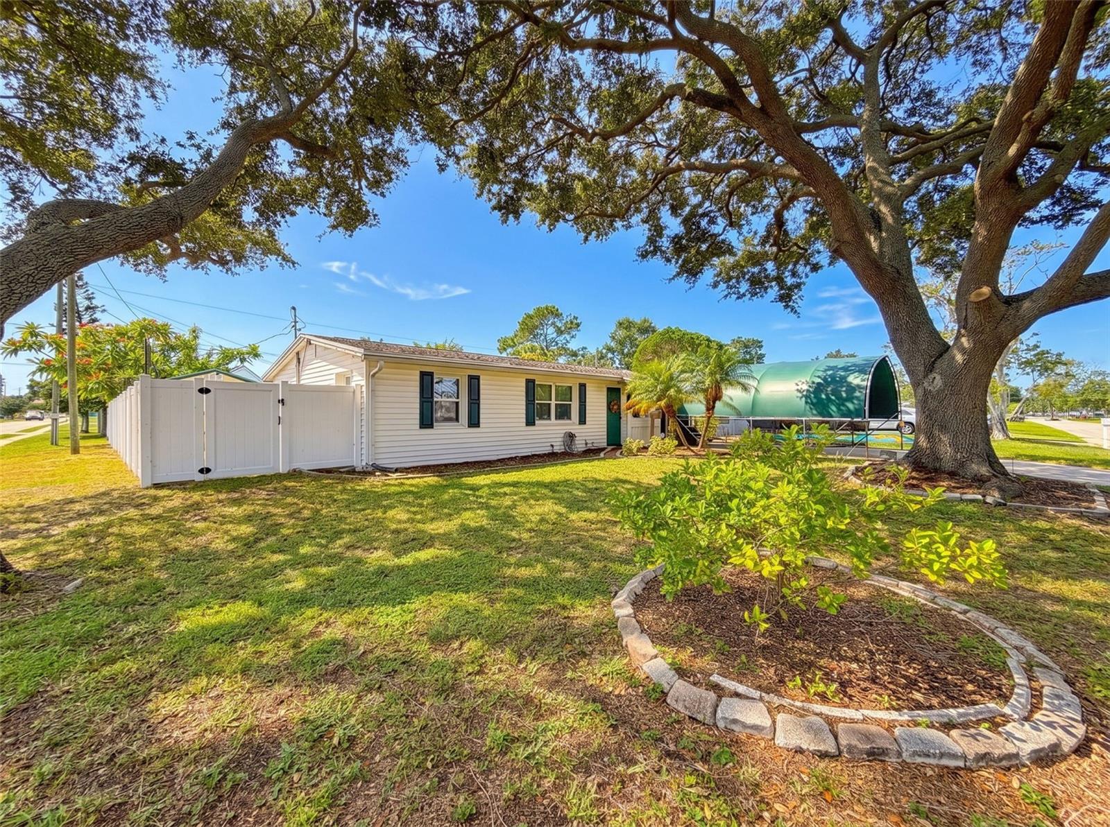 NORTH PARK RIDGE - Residential
